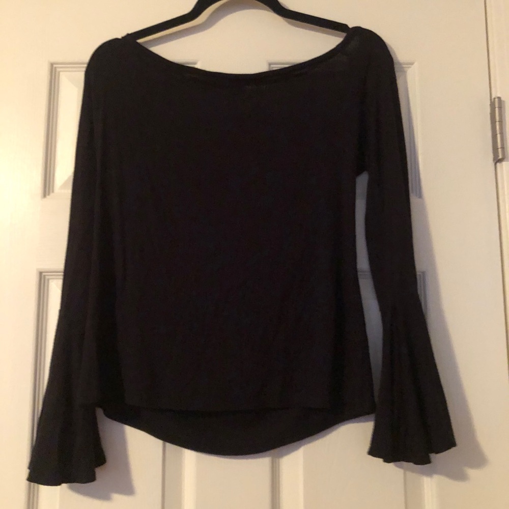 Black Long Sleeve Tee